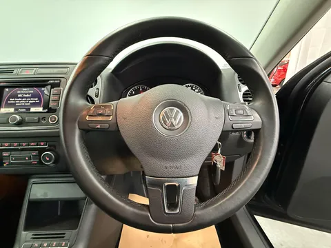 VOLKSWAGEN TIGUAN 2.0 TDi BlueMotion Tech Match 5dr
