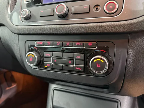 VOLKSWAGEN TIGUAN 2.0 TDi BlueMotion Tech Match 5dr