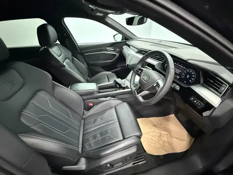 AUDI E-TRON 300kW 55 Quattro 95kWh Black Edition 5dr Auto