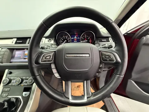 LAND ROVER RANGE ROVER EVOQUE 2.0 eD4 SE Tech 5dr 2WD