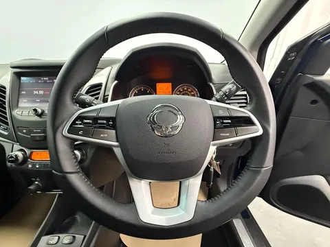 SSANGYONG KORANDO 2.2 LE 5dr