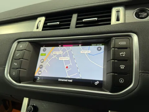 LAND ROVER RANGE ROVER EVOQUE 2.0 eD4 SE Tech 5dr 2WD