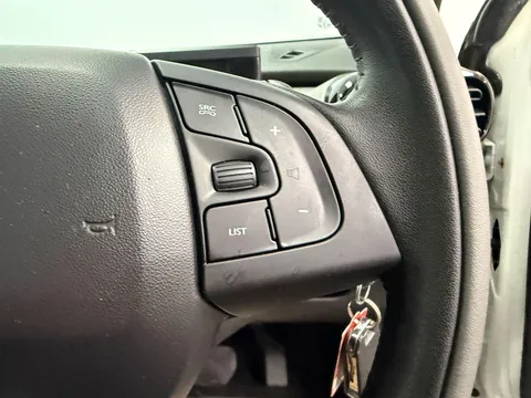 CITROEN C4 CACTUS 1.6 e-HDi Flair 5dr ETG6