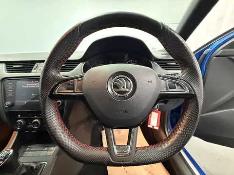 SKODA OCTAVIA 2.0 TSI vRS 5dr