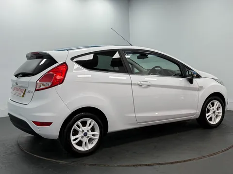 FORD FIESTA 1.0 EcoBoost Zetec White 3dr