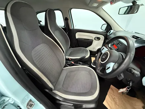 RENAULT TWINGO 1.0 SCE Play 5dr