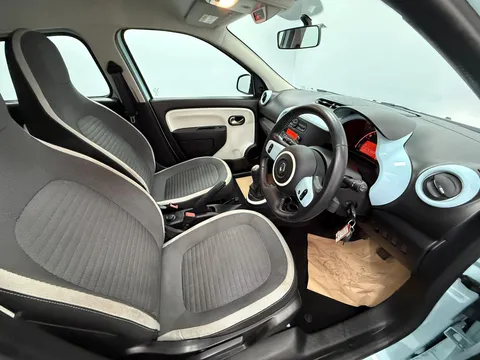 RENAULT TWINGO 1.0 SCE Play 5dr
