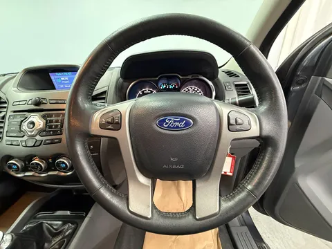 FORD RANGER Pick Up Double Cab Limited 2.2 TDCi 150 4WD
