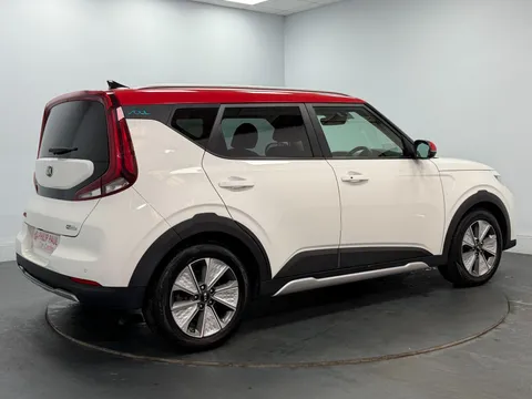 KIA SOUL 150kW First Edition 64kWh 5dr Auto