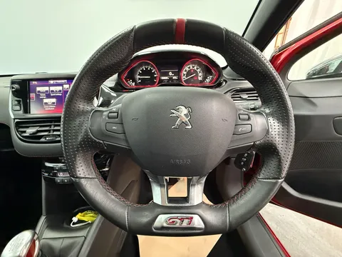 PEUGEOT 208 1.6 THP GTi Prestige 3dr