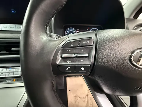 HYUNDAI KONA 100kW Premium 39kWh 5dr Auto