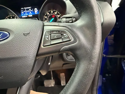 FORD KUGA 1.5 EcoBoost 182 Zetec 5dr Auto
