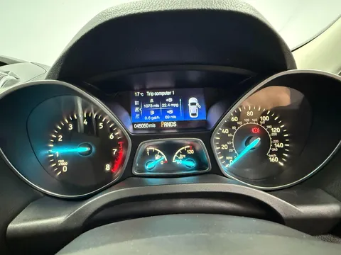 FORD KUGA 1.5 EcoBoost 182 Zetec 5dr Auto