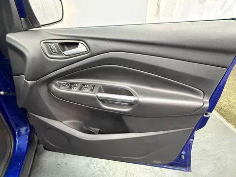 FORD KUGA 1.5 EcoBoost 182 Zetec 5dr Auto