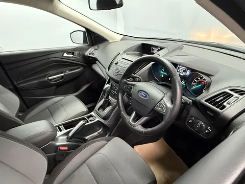 FORD KUGA 1.5 EcoBoost 182 Zetec 5dr Auto