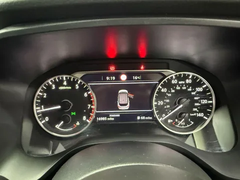 NISSAN QASHQAI 1.3 DiG-T MH Acenta Premium 5dr