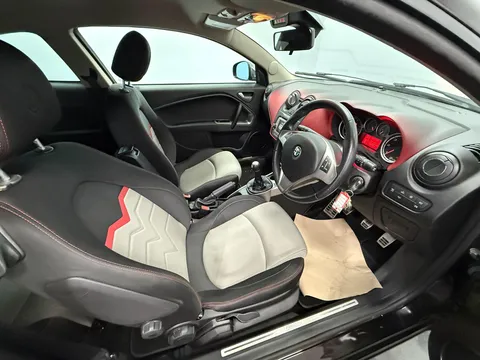 ALFA ROMEO MITO 1.6 JTDM-2 Distinctive 3dr [Start Stop]