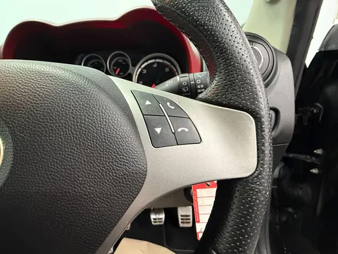 ALFA ROMEO MITO 1.6 JTDM-2 Distinctive 3dr [Start Stop]