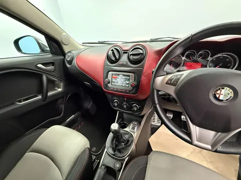 ALFA ROMEO MITO 1.6 JTDM-2 Distinctive 3dr [Start Stop]