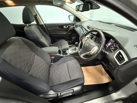 NISSAN QASHQAI 1.6 dCi Acenta Premium 5dr Xtronic