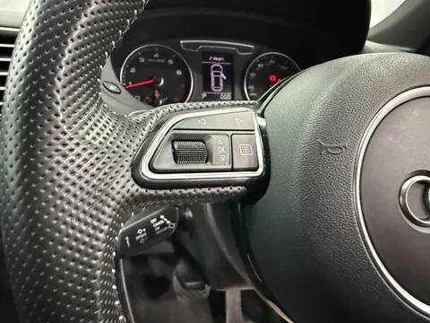 AUDI Q3 2.0T FSI Quattro S Line Edition 5dr S Tronic