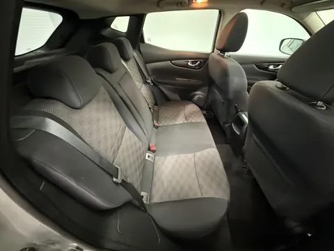NISSAN QASHQAI 1.6 dCi Acenta Premium 5dr Xtronic