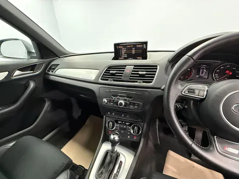 AUDI Q3 2.0T FSI Quattro S Line Edition 5dr S Tronic