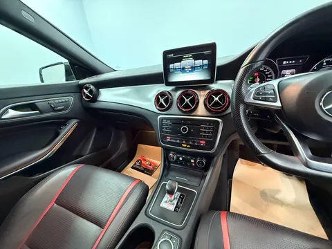 MERCEDES-BENZ CLA CLA 45 4Matic 5dr Tip Auto