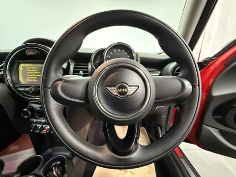 MINI HATCHBACK 1.2 One 5dr