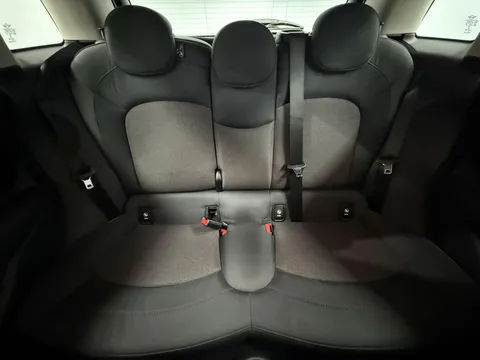MINI HATCHBACK 1.2 One 5dr