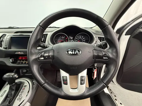KIA SPORTAGE 2.0 CRDi KX-3 5dr Auto [Sat Nav]