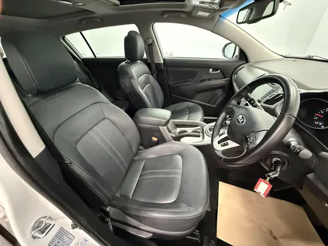KIA SPORTAGE 2.0 CRDi KX-3 5dr Auto [Sat Nav]
