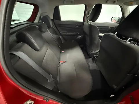 SUZUKI SWIFT 1.0 Boosterjet SHVS SZ5 5dr
