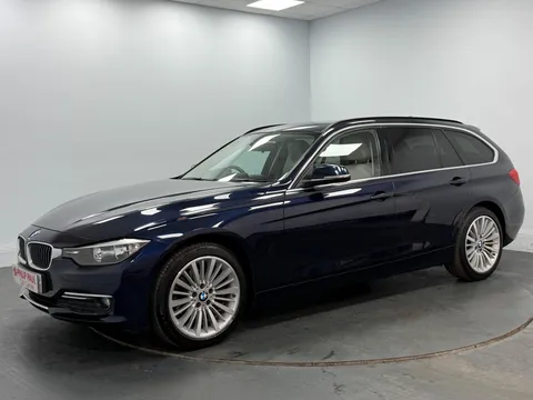 BMW 3 SERIES 320d Luxury 5dr Step Auto [Business Media]
