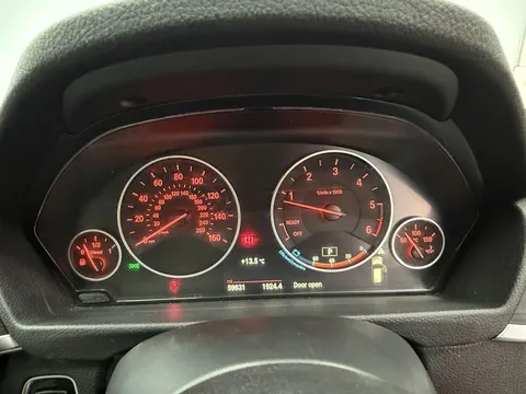 BMW 3 SERIES 320d Luxury 5dr Step Auto [Business Media]