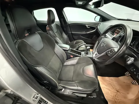 VOLVO V40 D4 [190] R DESIGN 5dr