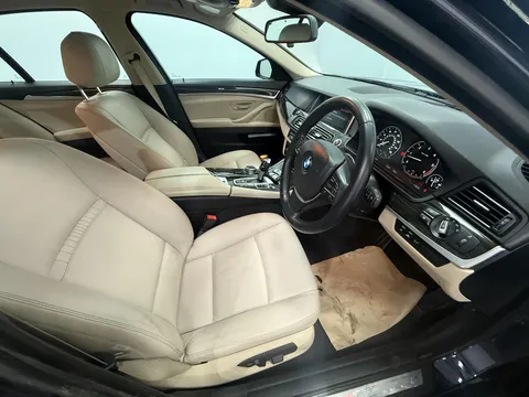 BMW 5 SERIES 530d Luxury 4dr Step Auto