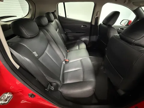 NISSAN LEAF 80kW Tekna 30kWh 5dr Auto