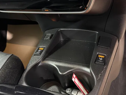 NISSAN LEAF 80kW Tekna 30kWh 5dr Auto