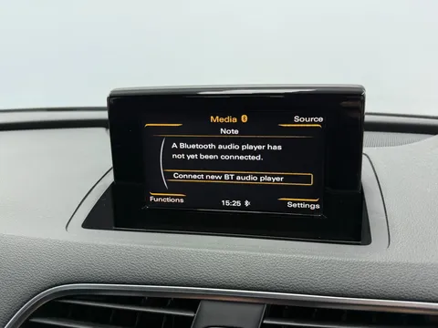 AUDI Q3 1.4T FSI S Line Edition 5dr