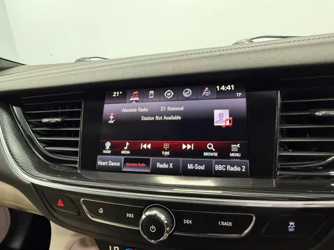 VAUXHALL INSIGNIA GRAND SPORT 2.0T 4X4 [260] Elite Nav 5dr Auto