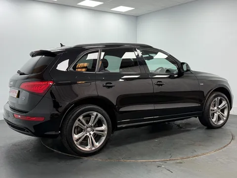 AUDI Q5 2.0 TDI [190] Quattro S Line Plus 5dr S Tronic