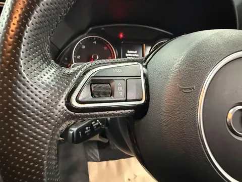 AUDI Q5 2.0 TDI [190] Quattro S Line Plus 5dr S Tronic