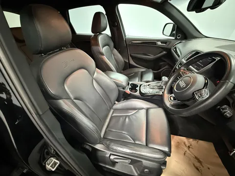 AUDI Q5 2.0 TDI [190] Quattro S Line Plus 5dr S Tronic
