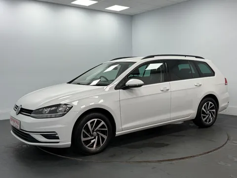VOLKSWAGEN GOLF 1.6 TDI Match 5dr DSG