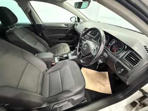 VOLKSWAGEN GOLF 1.6 TDI Match 5dr DSG