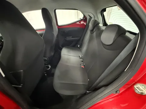 TOYOTA AYGO 1.0 VVT-i X 5dr