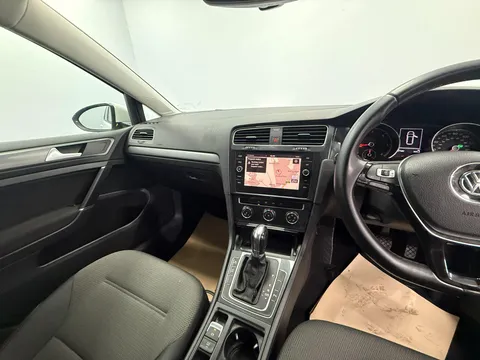 VOLKSWAGEN GOLF 1.6 TDI Match 5dr DSG