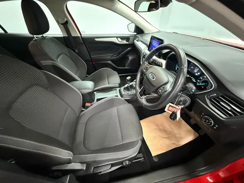 FORD FOCUS 1.5 EcoBlue 120 Zetec 5dr