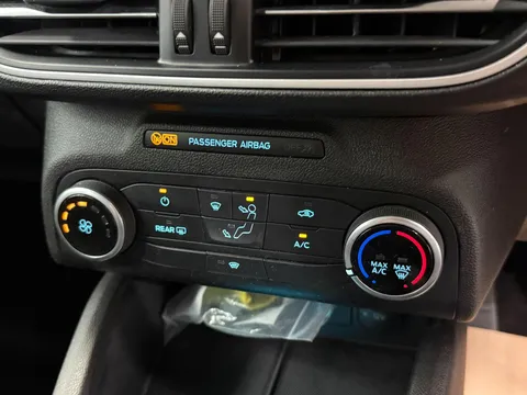 FORD FOCUS 1.5 EcoBlue 120 Zetec 5dr